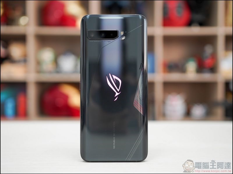 ASUS ROG Phone 3 開箱 - 23 ASUS ROG Phone 3 開箱 - 23