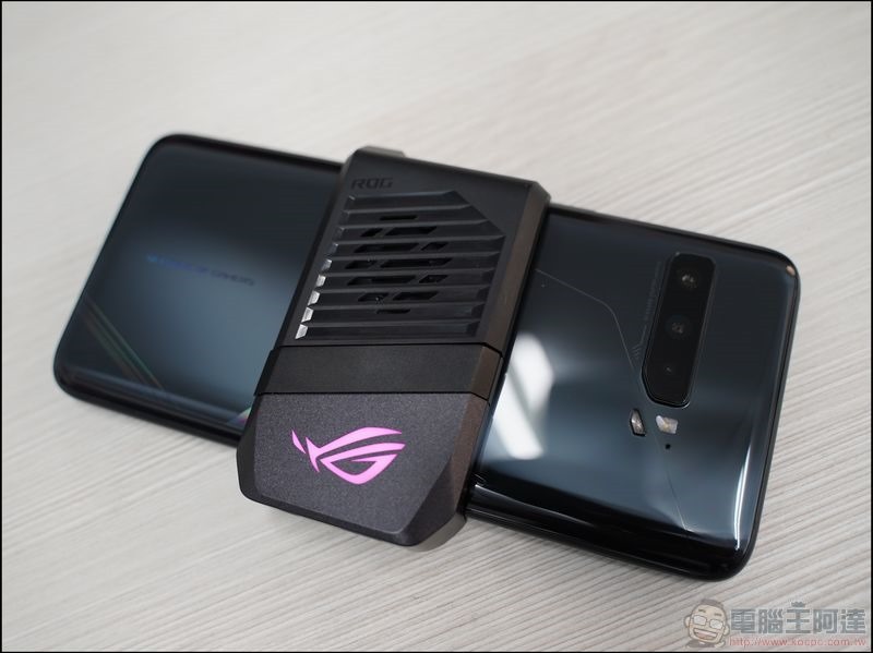 ASUS ROG Phone 3 開箱 - 31 ASUS ROG Phone 3 開箱 - 31