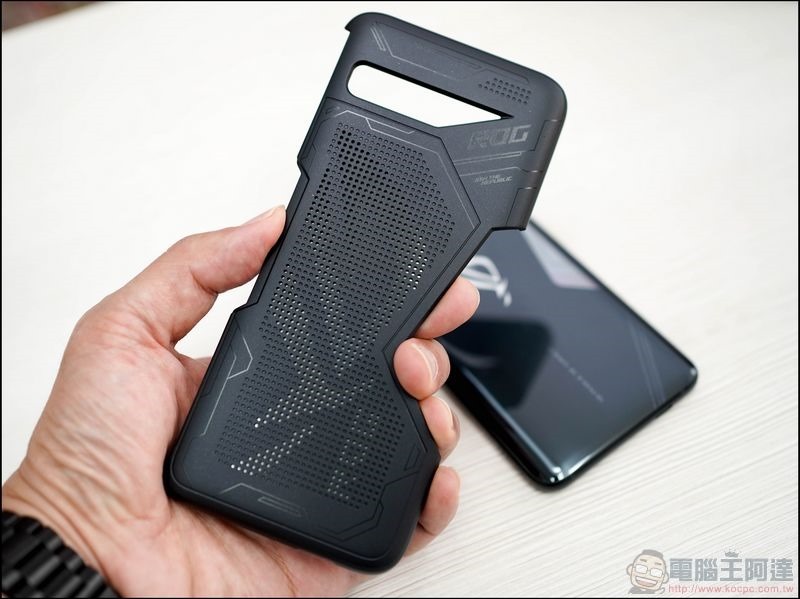 ASUS ROG Phone 3 開箱 - 34 ASUS ROG Phone 3 開箱 - 34