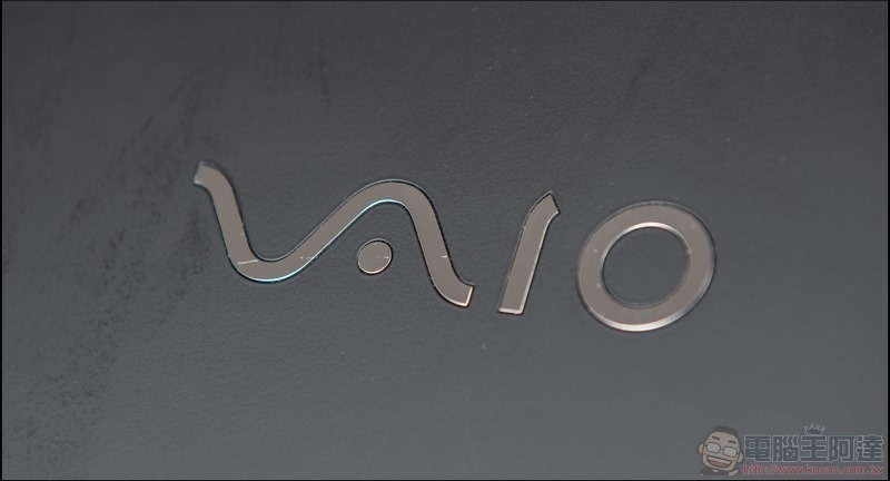 VAIO A12 二合一超輕薄變形筆電 開箱 - 05 VAIO A12 二合一超輕薄變形筆電 開箱 - 05
