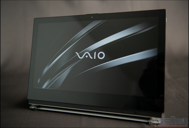 VAIO A12 二合一超輕薄變形筆電 開箱 - 06