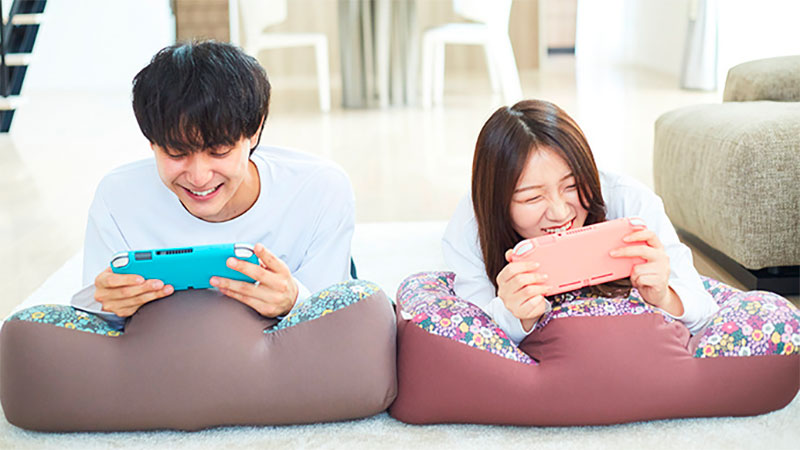 「NeOchi PillOw」枕頭開放集資,為喜歡趴著玩手機、遊戲機的人而生 - 電腦王阿達 「NeOchi PillOw」枕頭開放集資,為喜歡趴著玩手機、遊戲機的人而生 - 電腦王阿達