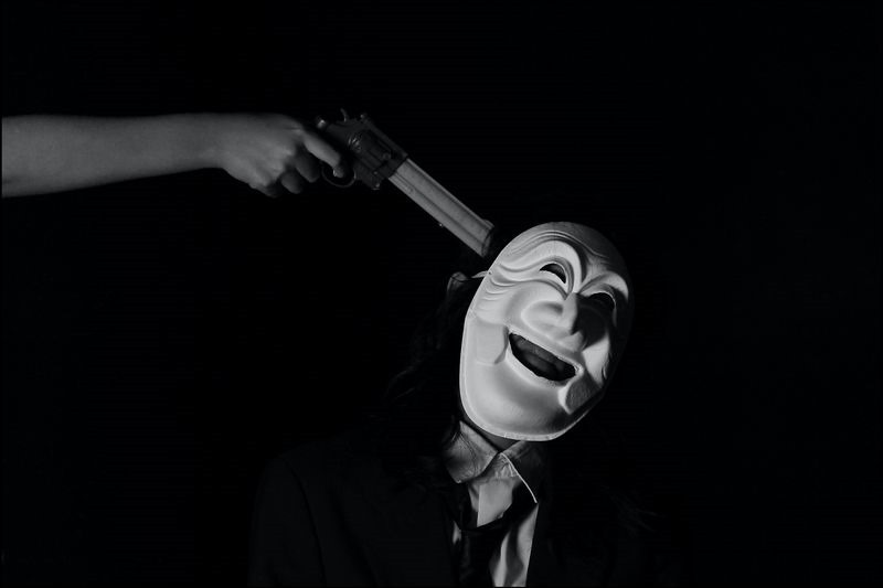 black-and-white-hands-mask-bussinesman-64699 black-and-white-hands-mask-bussinesman-64699