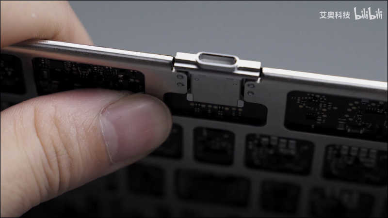Apple AirPower 無線充電器原型測試機被拆解 - 電腦王阿達 Apple AirPower 無線充電器原型測試機被拆解 - 電腦王阿達