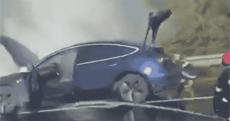 等不及 Tesla Cyberquad ATV 全地形車，狂人直接 DIY 一台來騎（影片） - 電腦王阿達