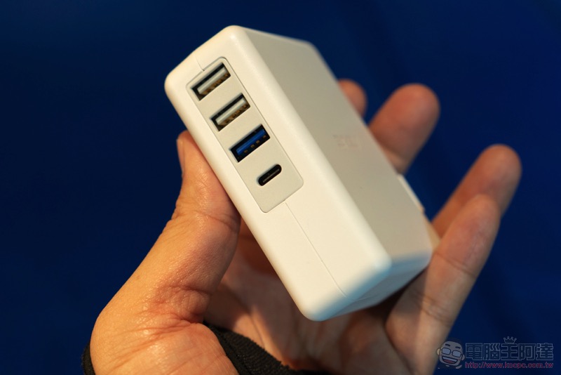 ASUS ZenFone 7 / 7 Pro 的翻轉 3 鏡頭,想要全方位挑戰你的攝影創意 - 電腦王阿達 ASUS ZenFone 7 / 7 Pro 的翻轉 3 鏡頭,想要全方位挑戰你的攝影創意 - 電腦王阿達