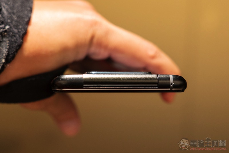ASUS ZenFone 7 / 7 Pro 的翻轉 3 鏡頭,想要全方位挑戰你的攝影創意 - 電腦王阿達 ASUS ZenFone 7 / 7 Pro 的翻轉 3 鏡頭,想要全方位挑戰你的攝影創意 - 電腦王阿達