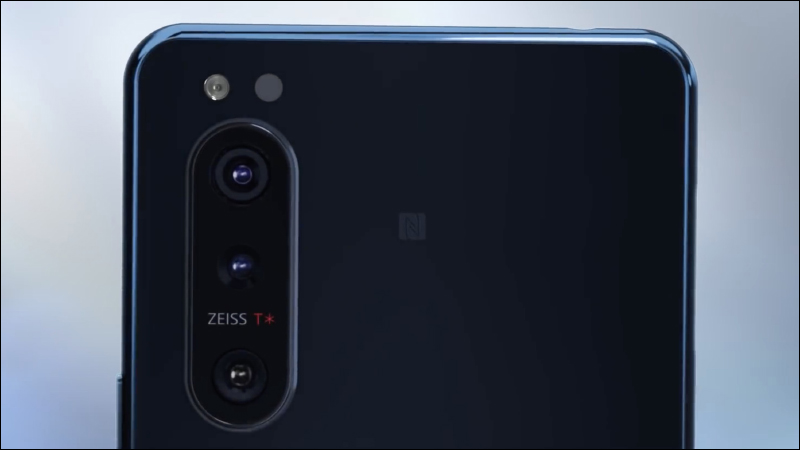 疑似 Sony Xperia 5 II 官方宣傳預告洩漏!6.1 吋 120Hz OLED 螢幕、蔡司 T 鍍膜相機、S865 處理器、保留 3.5mm 耳機孔 - 電腦王阿達 疑似 Sony Xperia 5 II 官方宣傳預告洩漏!6.1 吋 120Hz OLED 螢幕、蔡司 T 鍍膜相機、S865 處理器、保留 3.5mm 耳機孔 - 電腦王阿達