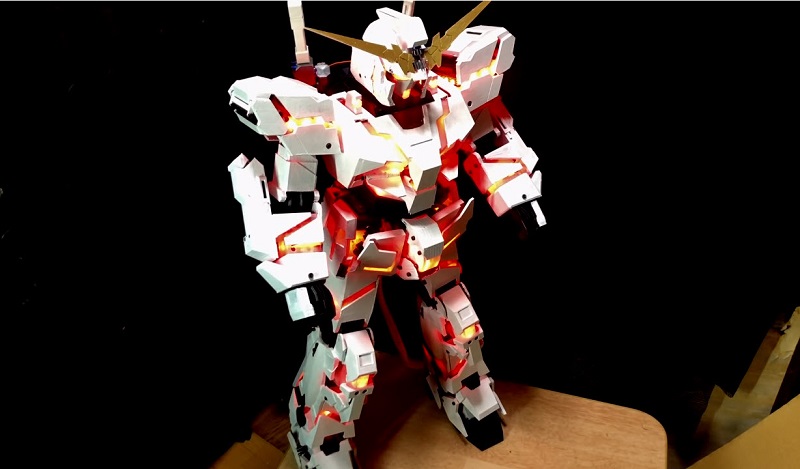 日本達人自製1/30自動變形獨角獸鋼彈 可發光亦可變形 - 電腦王阿達 日本達人自製1/30自動變形獨角獸鋼彈 可發光亦可變形 - 電腦王阿達
