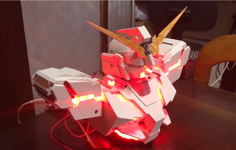 日本達人自製1/30自動變形獨角獸鋼彈 可發光亦可變形 - 電腦王阿達 日本達人自製1/30自動變形獨角獸鋼彈 可發光亦可變形 - 電腦王阿達