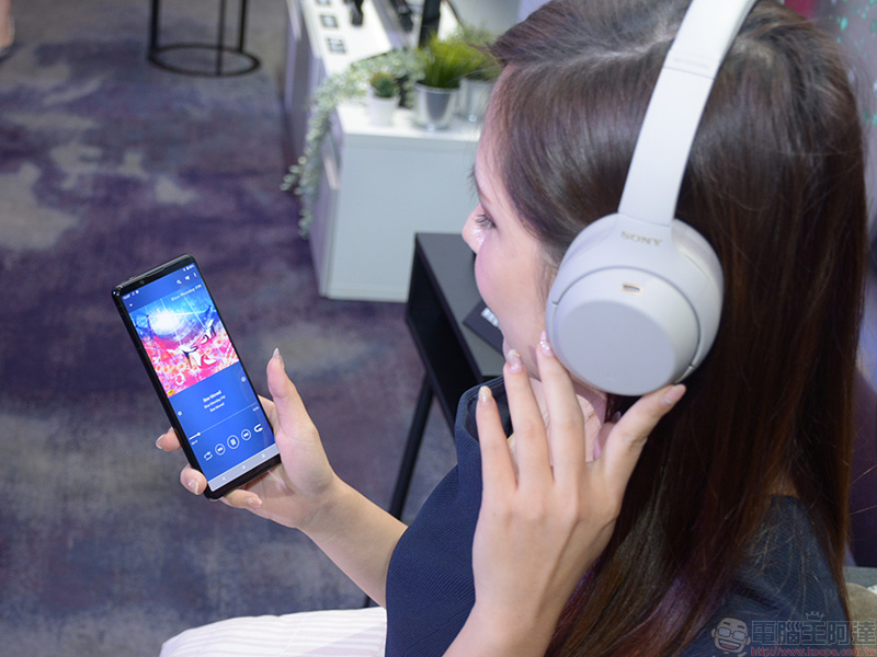 Sony 5G 新旗艦 Xperia 5 II 在台發表,眼部對焦精準捕捉一顰一笑 - 電腦王阿達 Sony 5G 新旗艦 Xperia 5 II 在台發表,眼部對焦精準捕捉一顰一笑 - 電腦王阿達