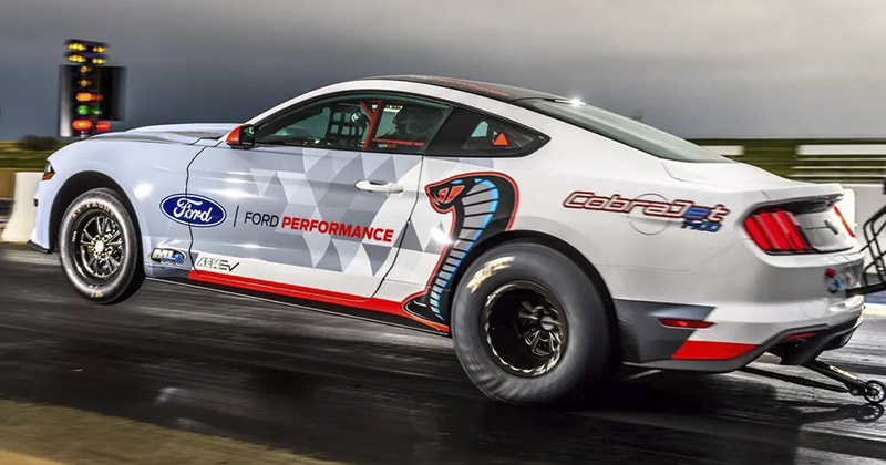 脫韁野馬 Ford Mustang 原型電動賽車動力有多狂?影片直接浮前輪給你看 - 電腦王阿達 脫韁野馬 Ford Mustang 原型電動賽車動力有多狂?影片直接浮前輪給你看 - 電腦王阿達