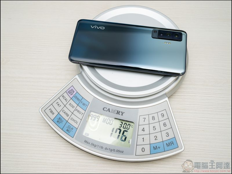 輕巧美型 vivo X50 Pro 開箱評測,微雲台防震讓您拍照錄影兩不誤 - 電腦王阿達 輕巧美型 vivo X50 Pro 開箱評測,微雲台防震讓您拍照錄影兩不誤 - 電腦王阿達