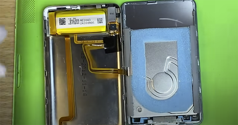 有人將 10 年前的 iPod 改造成「2TB」版,猜猜看能塞多少首歌? - 電腦王阿達 有人將 10 年前的 iPod 改造成「2TB」版,猜猜看能塞多少首歌? - 電腦王阿達