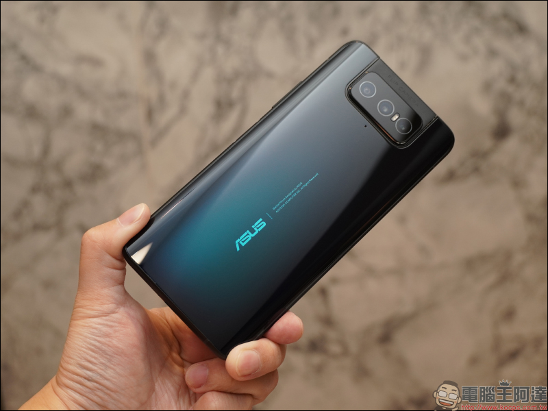 ASUS ZenFone 7 | 7 Pro 開箱評測:翻轉三鏡頭拍攝更強大的 S865 系列 5G 旗艦手機 - 電腦王阿達 ASUS ZenFone 7 | 7 Pro 開箱評測:翻轉三鏡頭拍攝更強大的 S865 系列 5G 旗艦手機 - 電腦王阿達