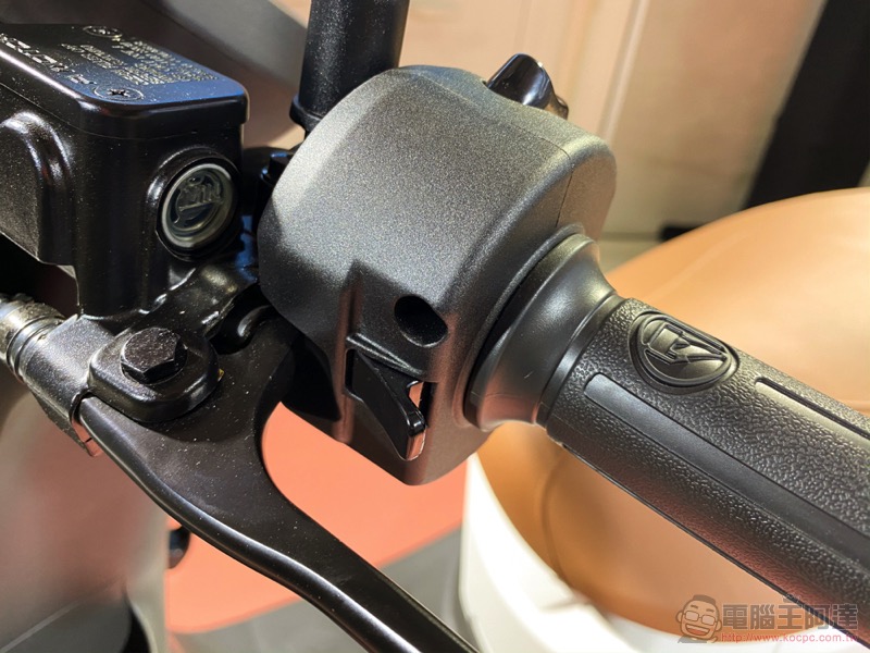 宏佳騰 Ai-3 Comfort 是為愛水的「妳」打造的可愛風 PBGN 換電機車 - 電腦王阿達 宏佳騰 Ai-3 Comfort 是為愛水的「妳」打造的可愛風 PBGN 換電機車 - 電腦王阿達