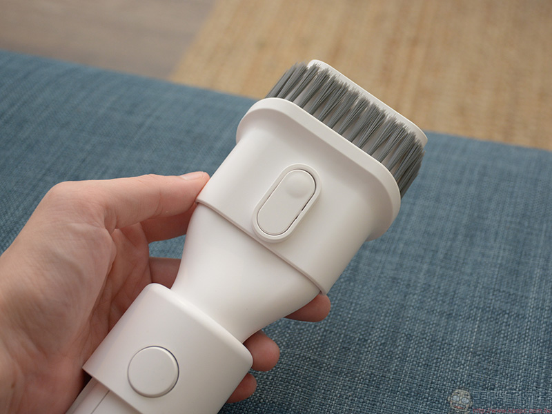追覓 V10 無線吸塵器開箱動手玩,媲美 Dyson 小資必備超高 CP 輕巧大吸力家庭清潔救星 - 電腦王阿達 追覓 V10 無線吸塵器開箱動手玩,媲美 Dyson 小資必備超高 CP 輕巧大吸力家庭清潔救星 - 電腦王阿達