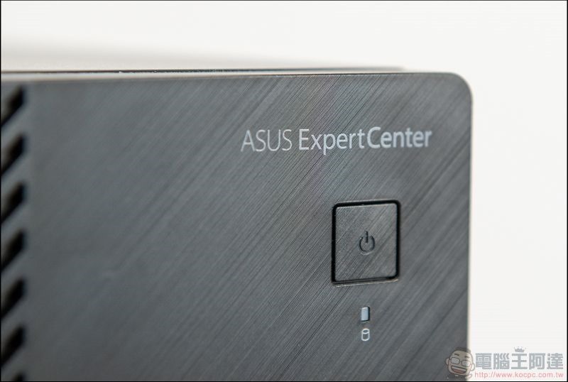 ASUS ExpertCenter D7 Mini Tower (D700MA)開箱 - 03 ASUS ExpertCenter D7 Mini Tower (D700MA)開箱 - 03