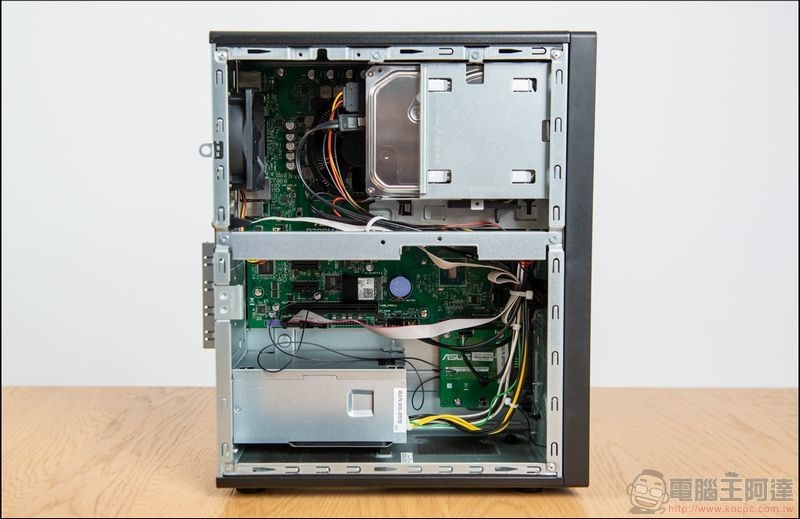 ASUS ExpertCenter D7 Mini Tower (D700MA)開箱 - 08 ASUS ExpertCenter D7 Mini Tower (D700MA)開箱 - 08