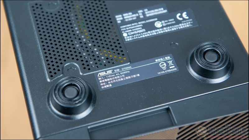 ASUS ExpertCenter D7 Mini Tower (D700MA)開箱 - 16 ASUS ExpertCenter D7 Mini Tower (D700MA)開箱 - 16