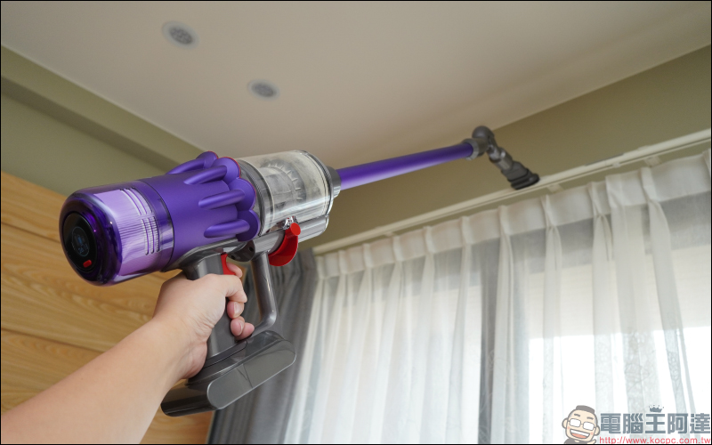 Dyson Digital Slim™ 輕量無線吸塵器開箱動手玩:重量減輕、吸力依舊強大!新增 LED 隙縫清潔吸頭、低處清潔轉接頭,日常清潔更輕鬆! - 電腦王阿達 Dyson Digital Slim™ 輕量無線吸塵器開箱動手玩:重量減輕、吸力依舊強大!新增 LED 隙縫清潔吸頭、低處清潔轉接頭,日常清潔更輕鬆! - 電腦王阿達