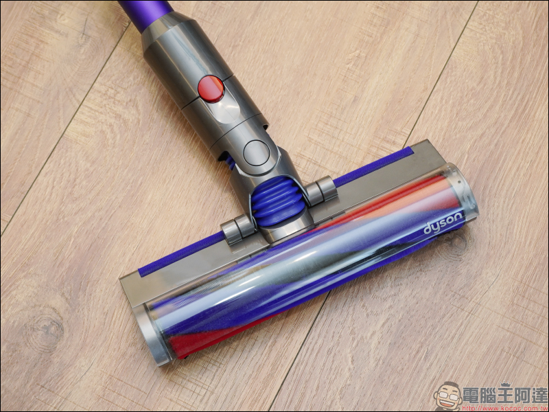 Dyson Digital Slim™ 輕量無線吸塵器開箱動手玩:重量減輕、吸力依舊強大!新增 LED 隙縫清潔吸頭、低處清潔轉接頭,日常清潔更輕鬆! - 電腦王阿達 Dyson Digital Slim™ 輕量無線吸塵器開箱動手玩:重量減輕、吸力依舊強大!新增 LED 隙縫清潔吸頭、低處清潔轉接頭,日常清潔更輕鬆! - 電腦王阿達