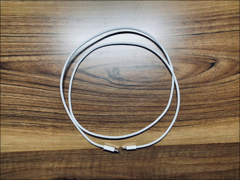 iPhone 12 USB-C to Lightning 編織快充線再曝光,可能是 iPhone 12 唯一盒裝配件 - 電腦王阿達 iPhone 12 USB-C to Lightning 編織快充線再曝光,可能是 iPhone 12 唯一盒裝配件 - 電腦王阿達