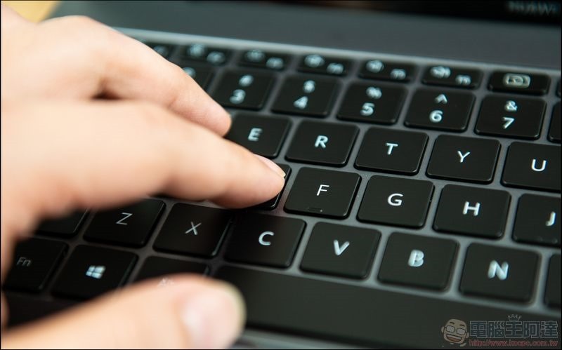 HUAWEI MateBook X Pro 開箱 - 16 HUAWEI MateBook X Pro 開箱 - 16