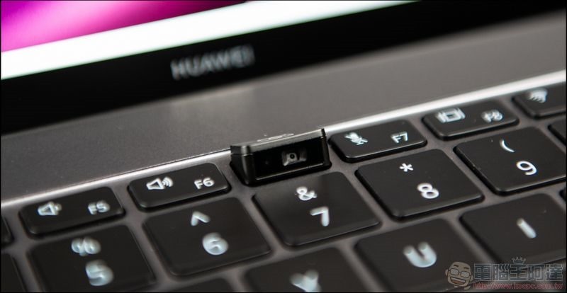 HUAWEI MateBook X Pro 開箱 - 18 HUAWEI MateBook X Pro 開箱 - 18