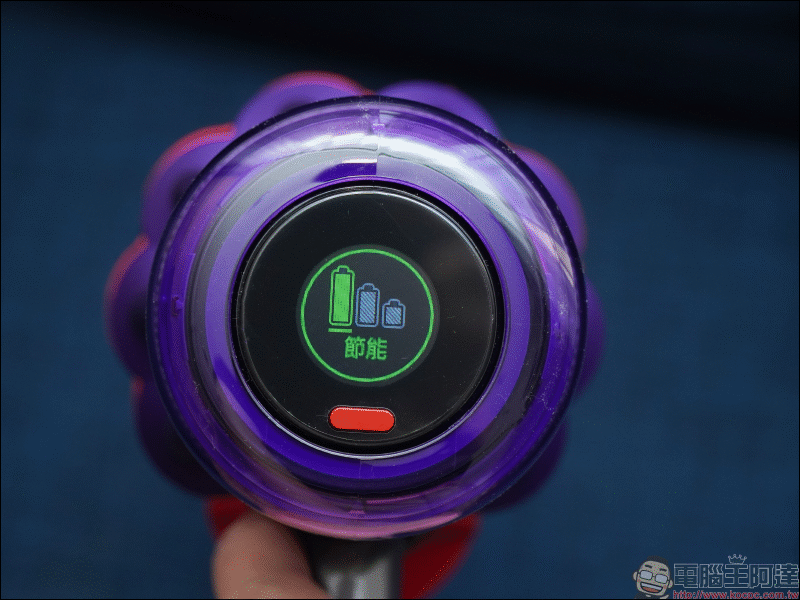 Dyson Digital Slim™ 輕量無線吸塵器開箱動手玩:重量減輕、吸力依舊強大!新增 LED 隙縫清潔吸頭、低處清潔轉接頭,日常清潔更輕鬆! - 電腦王阿達 Dyson Digital Slim™ 輕量無線吸塵器開箱動手玩:重量減輕、吸力依舊強大!新增 LED 隙縫清潔吸頭、低處清潔轉接頭,日常清潔更輕鬆! - 電腦王阿達