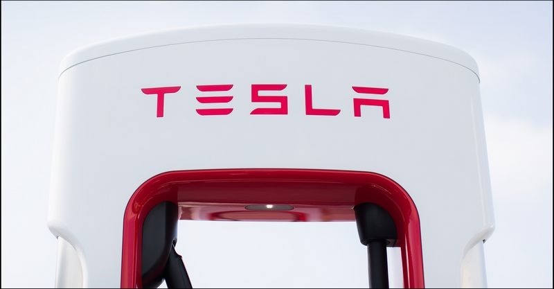 Tesla 超級充電
