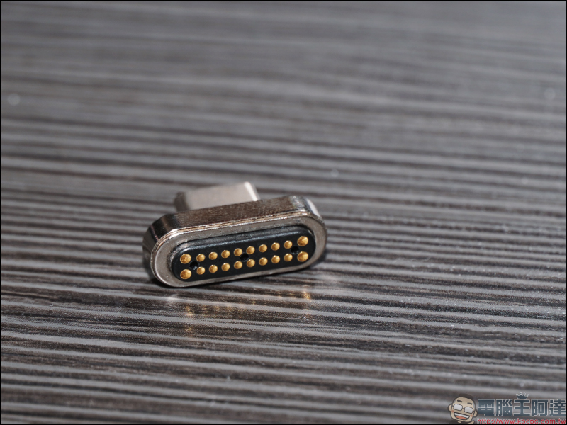 Simplelink 全球首創雙面磁吸傳輸線簡單動手玩:支援 USB Type-C 充電、檔案傳輸、 4K HDMI 影像輸出 - 電腦王阿達 Simplelink 全球首創雙面磁吸傳輸線簡單動手玩:支援 USB Type-C 充電、檔案傳輸、 4K HDMI 影像輸出 - 電腦王阿達