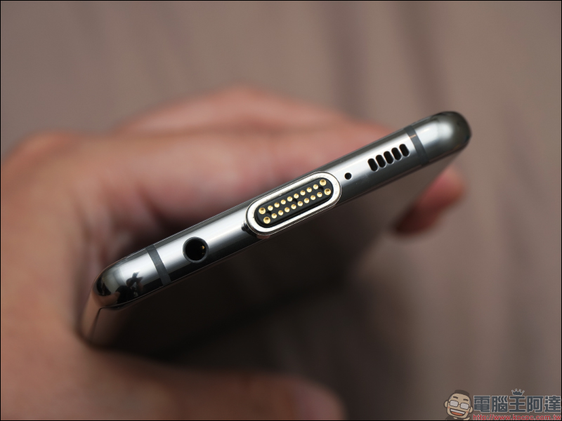 Simplelink 全球首創雙面磁吸傳輸線簡單動手玩:支援 USB Type-C 充電、檔案傳輸、 4K HDMI 影像輸出 - 電腦王阿達 Simplelink 全球首創雙面磁吸傳輸線簡單動手玩:支援 USB Type-C 充電、檔案傳輸、 4K HDMI 影像輸出 - 電腦王阿達