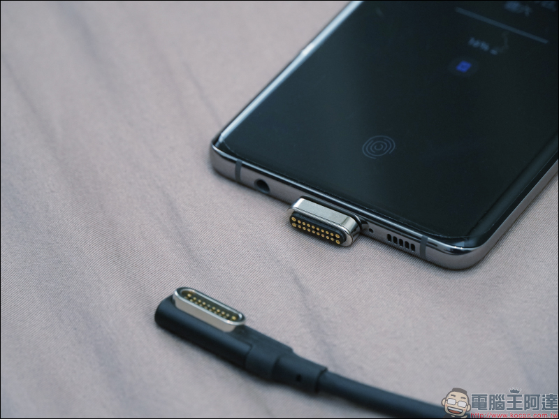 Simplelink 全球首創雙面磁吸傳輸線簡單動手玩:支援 USB Type-C 充電、檔案傳輸、 4K HDMI 影像輸出 - 電腦王阿達 Simplelink 全球首創雙面磁吸傳輸線簡單動手玩:支援 USB Type-C 充電、檔案傳輸、 4K HDMI 影像輸出 - 電腦王阿達
