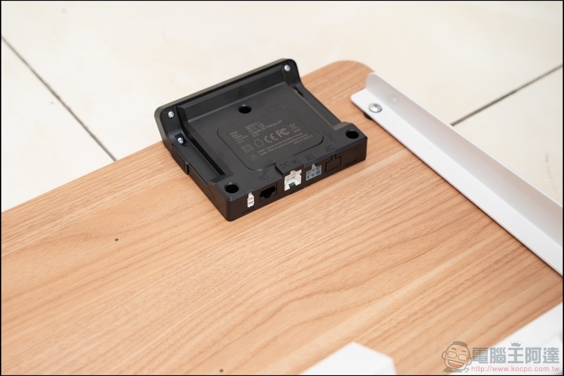 樂歌 Loctek 人體工學電動升降桌 - 10 樂歌 Loctek 人體工學電動升降桌 - 10