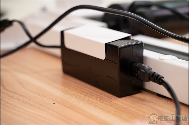 樂歌 Loctek 人體工學電動升降桌 - 13 樂歌 Loctek 人體工學電動升降桌 - 13