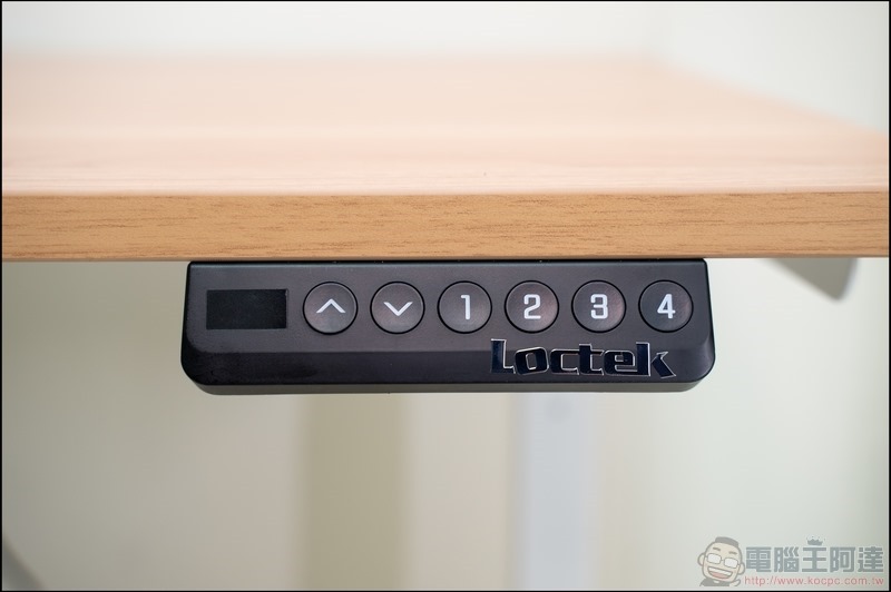 樂歌 Loctek 人體工學電動升降桌 - 18 樂歌 Loctek 人體工學電動升降桌 - 18