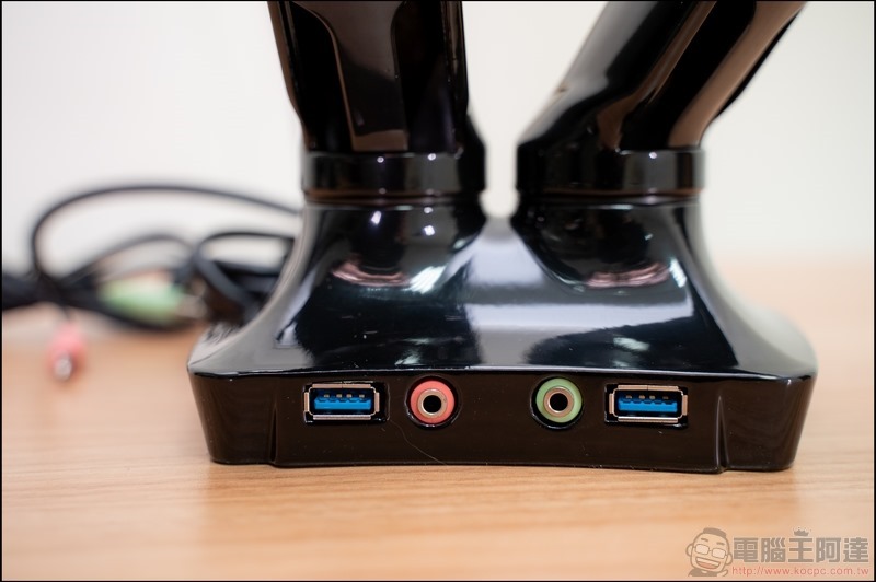 樂歌 Loctek 人體工學電動升降桌 - 26 樂歌 Loctek 人體工學電動升降桌 - 26