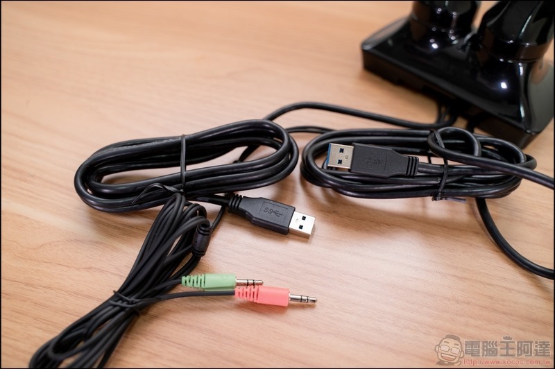 樂歌 Loctek 人體工學電動升降桌 - 27 樂歌 Loctek 人體工學電動升降桌 - 27