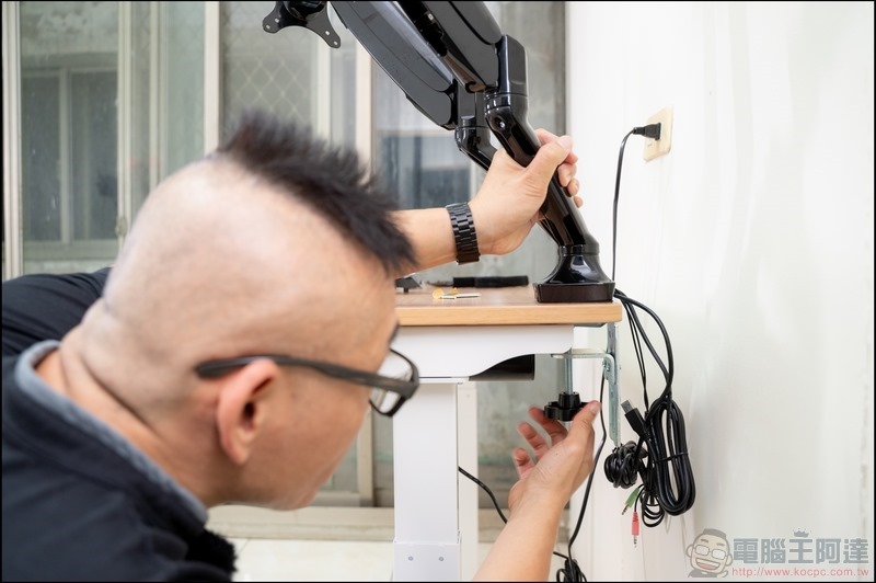 樂歌 Loctek 人體工學電動升降桌 - 34 樂歌 Loctek 人體工學電動升降桌 - 34