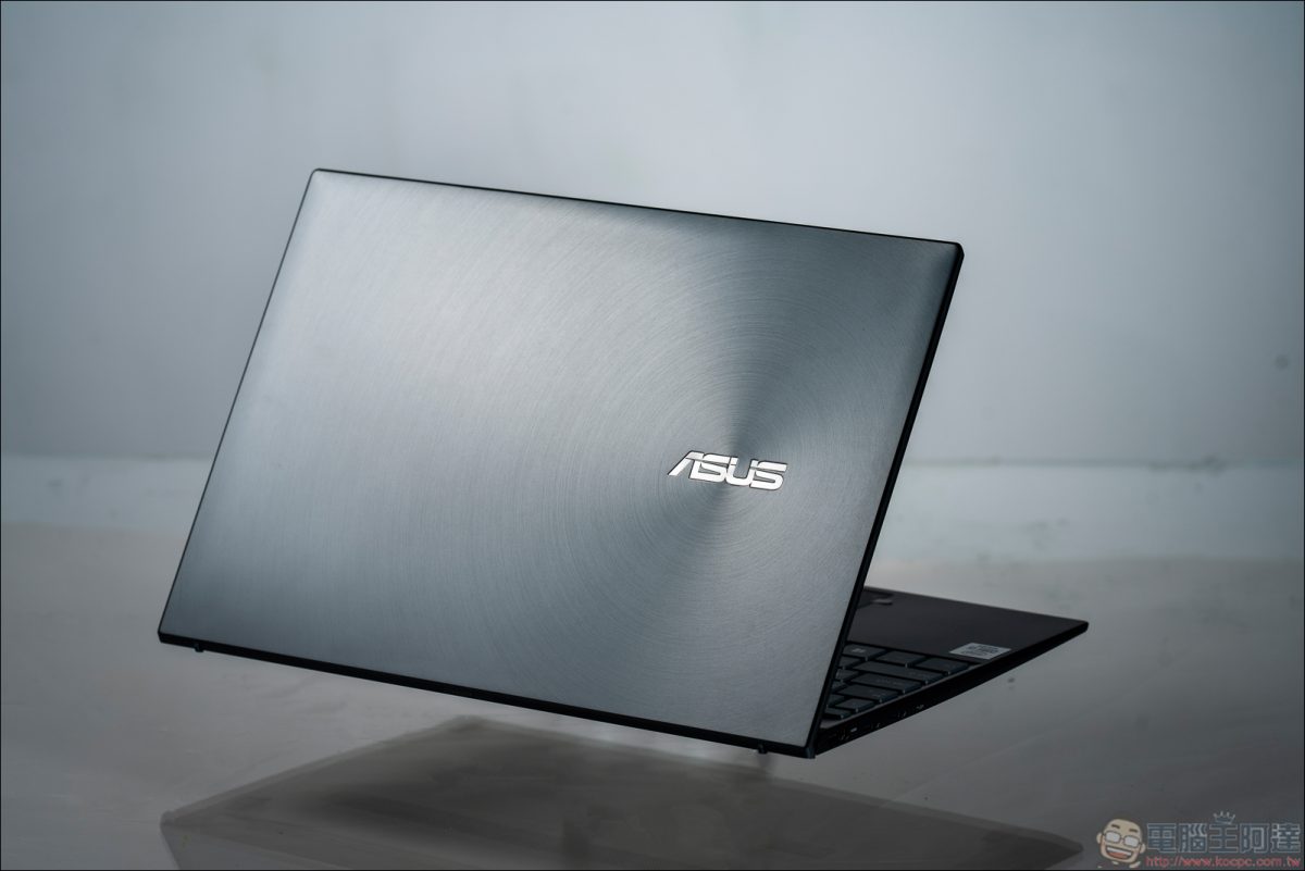 恆•美力 ASUS ZenBook 13 UX325 開箱、評測 - 電腦王阿達 ASUS ZenBook 13 UX325 開箱