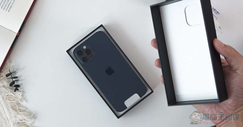 iPhone 12 Pro 開箱+實拍體驗:熟悉的它與「各種 Hi Speed」 - 電腦王阿達 iPhone 12 Pro 開箱+實拍體驗:熟悉的它與「各種 Hi Speed」 - 電腦王阿達