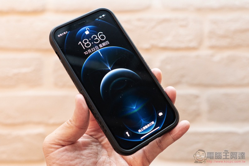 iPhone 12 / 12 Pro 的 2.5D 滑順手感自己來,imos Care 全機防護專案一次把鏡頭、螢幕、手機都保護起來! - 電腦王阿達 iPhone 12 / 12 Pro 的 2.5D 滑順手感自己來,imos Care 全機防護專案一次把鏡頭、螢幕、手機都保護起來! - 電腦王阿達