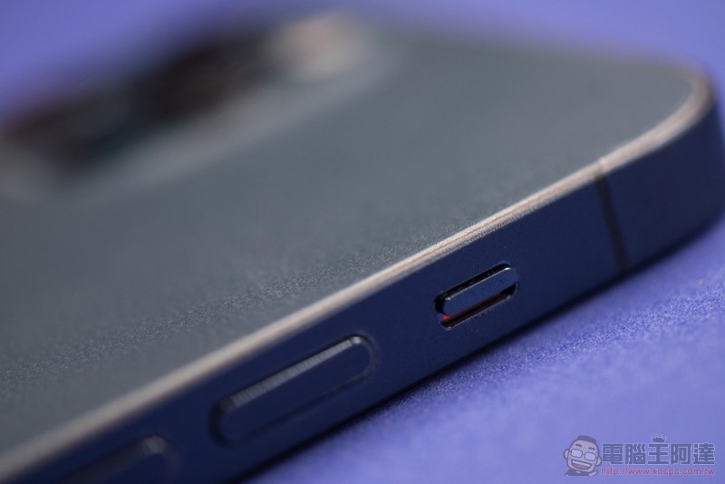 iPhone 12 / 12 Pro 的 2.5D 滑順手感自己來,imos Care 全機防護專案一次把鏡頭、螢幕、手機都保護起來! - 電腦王阿達 iPhone 12 / 12 Pro 的 2.5D 滑順手感自己來,imos Care 全機防護專案一次把鏡頭、螢幕、手機都保護起來! - 電腦王阿達