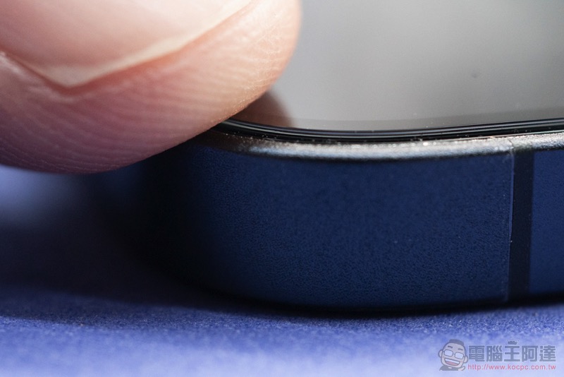 iPhone 12 / 12 Pro 的 2.5D 滑順手感自己來,imos Care 全機防護專案一次把鏡頭、螢幕、手機都保護起來! - 電腦王阿達 iPhone 12 / 12 Pro 的 2.5D 滑順手感自己來,imos Care 全機防護專案一次把鏡頭、螢幕、手機都保護起來! - 電腦王阿達
