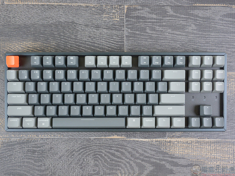 Keychron K8 87 鍵無線機械鍵盤(熱插拔光軸-茶)開箱,雙模四系統三個裝置間一鍵輕鬆轉換 - 電腦王阿達 Keychron K8 87 鍵無線機械鍵盤(熱插拔光軸-茶)開箱,雙模四系統三個裝置間一鍵輕鬆轉換 - 電腦王阿達