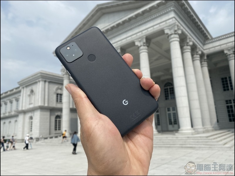 Google 確認 Pixel 4 和 Pixel 5 手機會向來電者暴露音訊 - 電腦王阿達 Google Pixel 5 開箱 - 01