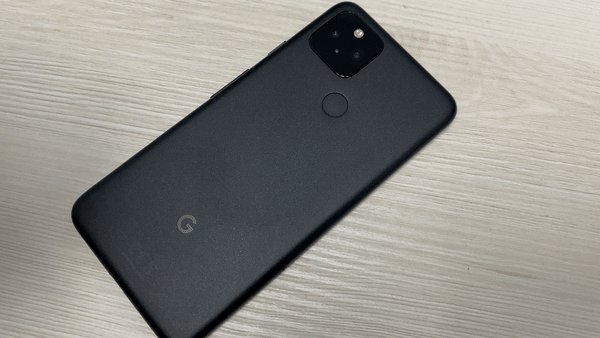 Pixel 5 懂得在有線充電時自動變身無線充電座(真貼心) - 電腦王阿達 Pixel 5 懂得在有線充電時自動變身無線充電座(真貼心) - 電腦王阿達