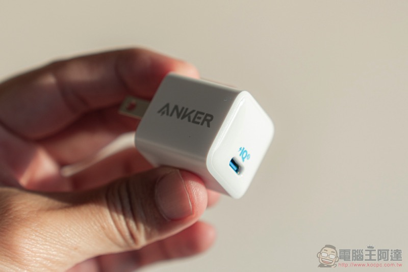 升級 iPhone 12 快充超輕鬆,ANKER 20W「超級豆腐頭」充電器開箱體驗 - 電腦王阿達 升級 iPhone 12 快充超輕鬆,ANKER 20W「超級豆腐頭」充電器開箱體驗 - 電腦王阿達