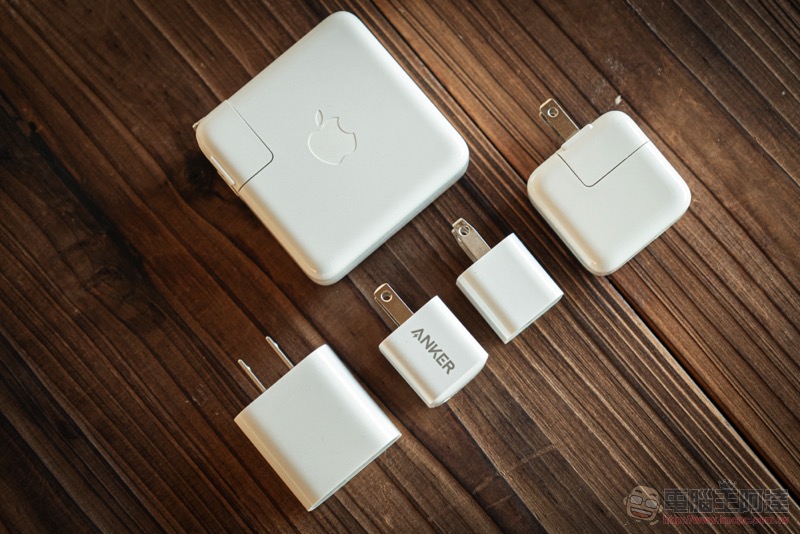 升級 iPhone 12 快充超輕鬆,ANKER 20W「超級豆腐頭」充電器開箱體驗 - 電腦王阿達 升級 iPhone 12 快充超輕鬆,ANKER 20W「超級豆腐頭」充電器開箱體驗 - 電腦王阿達